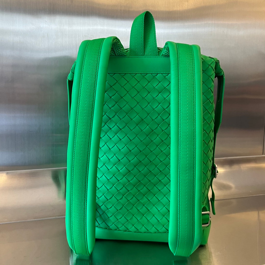 Luxury Bottega Veneta BACKPACK 42 IN PARAKEET GREEN CALFSKIN