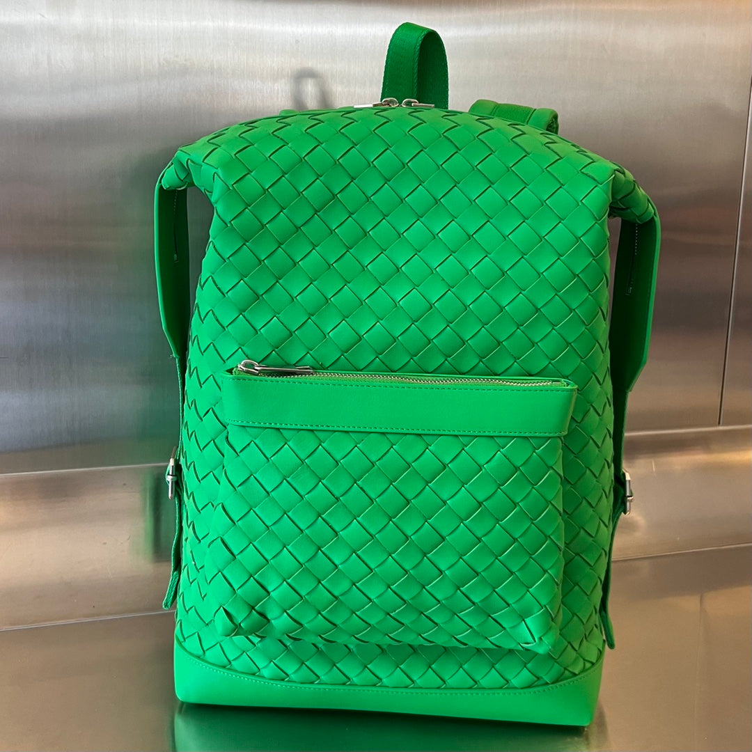Luxury Bottega Veneta BACKPACK 42 IN PARAKEET GREEN CALFSKIN