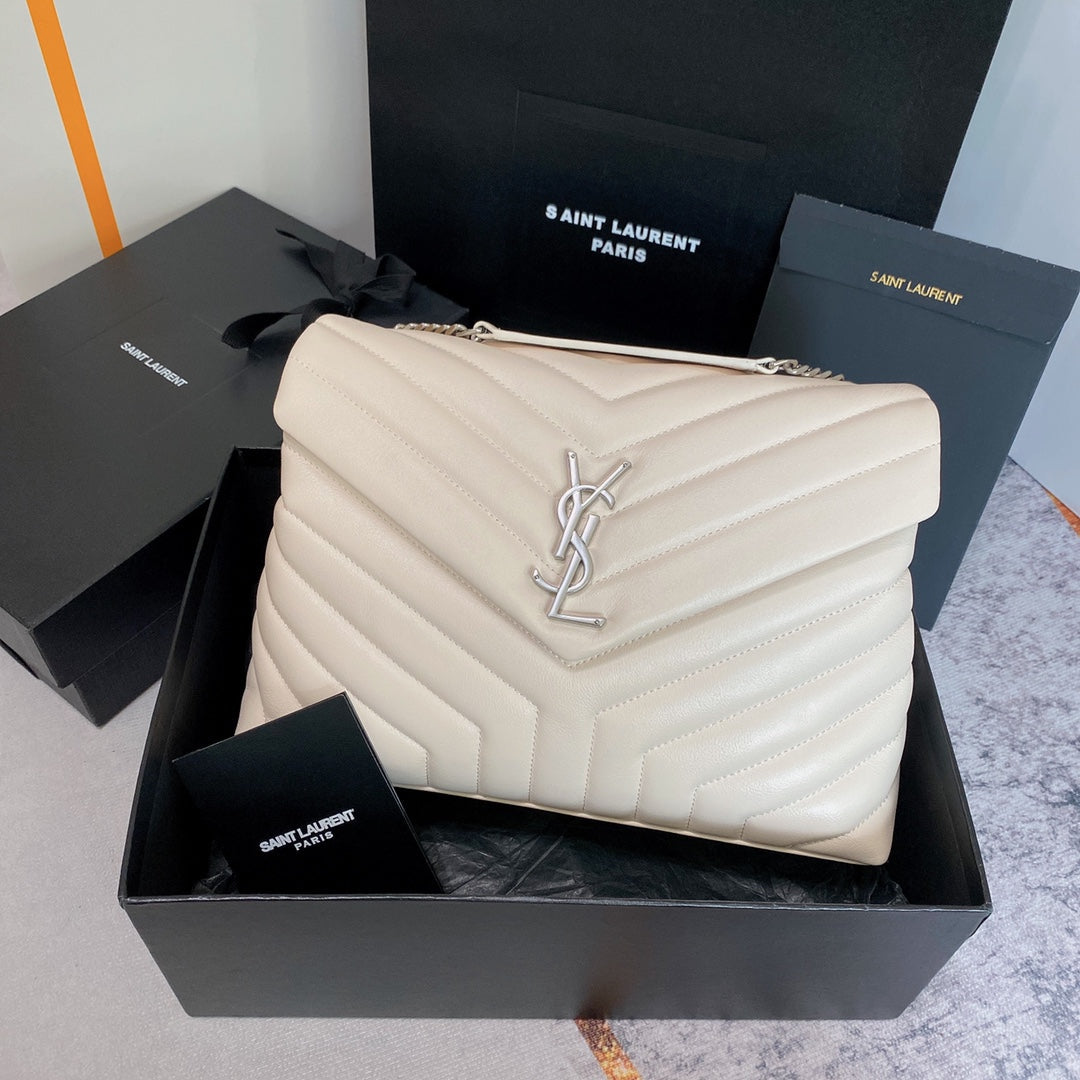 Luxury Saint Laurent LOULOU MEDIUM 32 WHITE QUILTED LEATHER SILVER HARDWARE