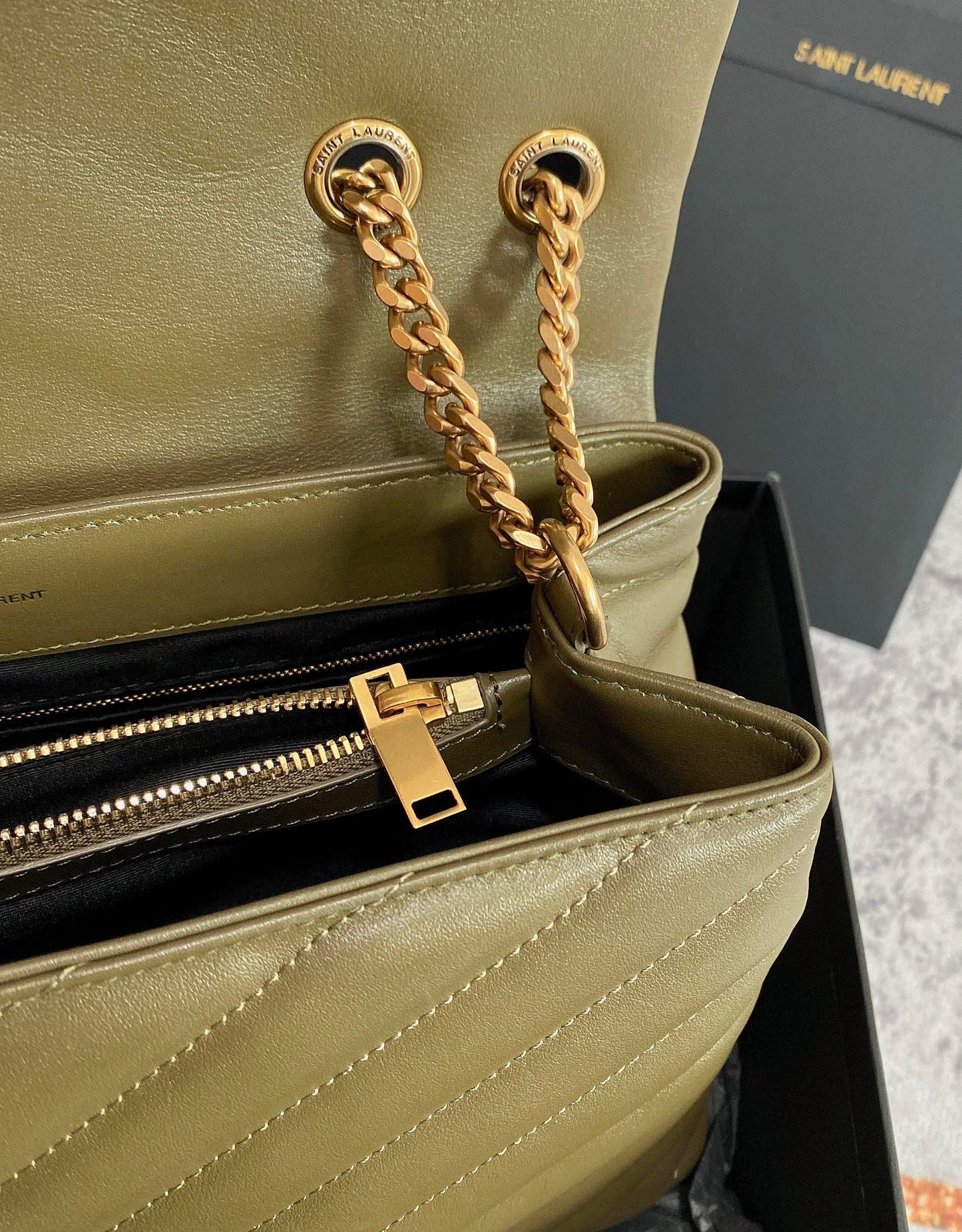 Luxury Saint Laurent LOULOU MEDIUM 32 OLIVE QUILTED LEATHER
