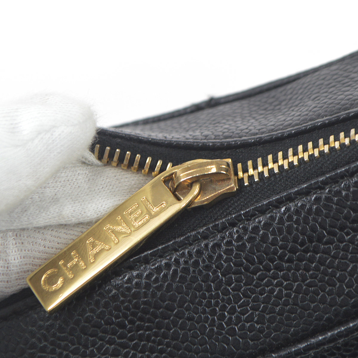 Luxury Chanel Chain Handbag Black Caviar 68792