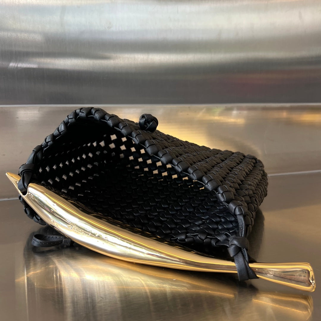 Luxury Bottega Veneta SARDINE 29 BAG IN BLACK LAMBSKIN