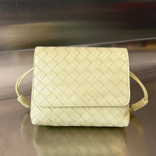 Luxury Bottega Veneta BV Mini Crossbody Bag 19cm Light Yellow Calfskin Ghw