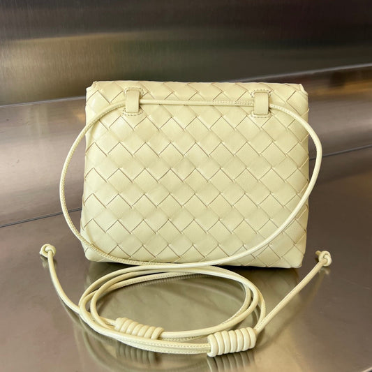 Luxury Bottega Veneta BV Mini Crossbody Bag 19cm Light Yellow Calfskin Ghw