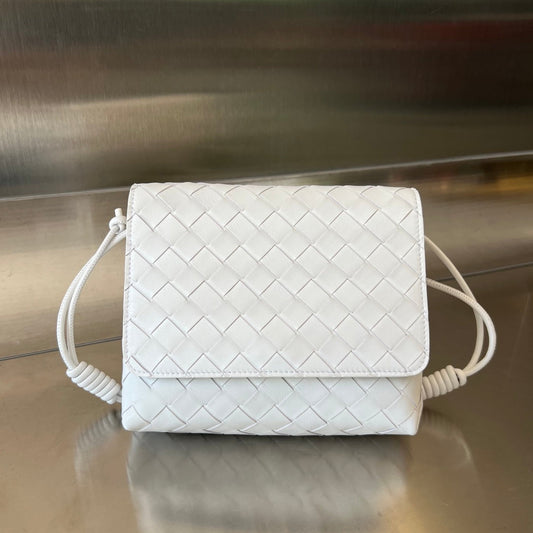 Luxury Bottega Veneta BV Mini Crossbody Bag 19cm White Calfskin Ghw