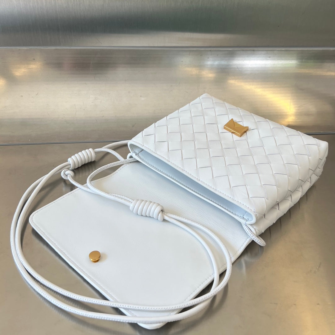 Luxury Bottega Veneta BV Mini Crossbody Bag 19cm White Calfskin Ghw
