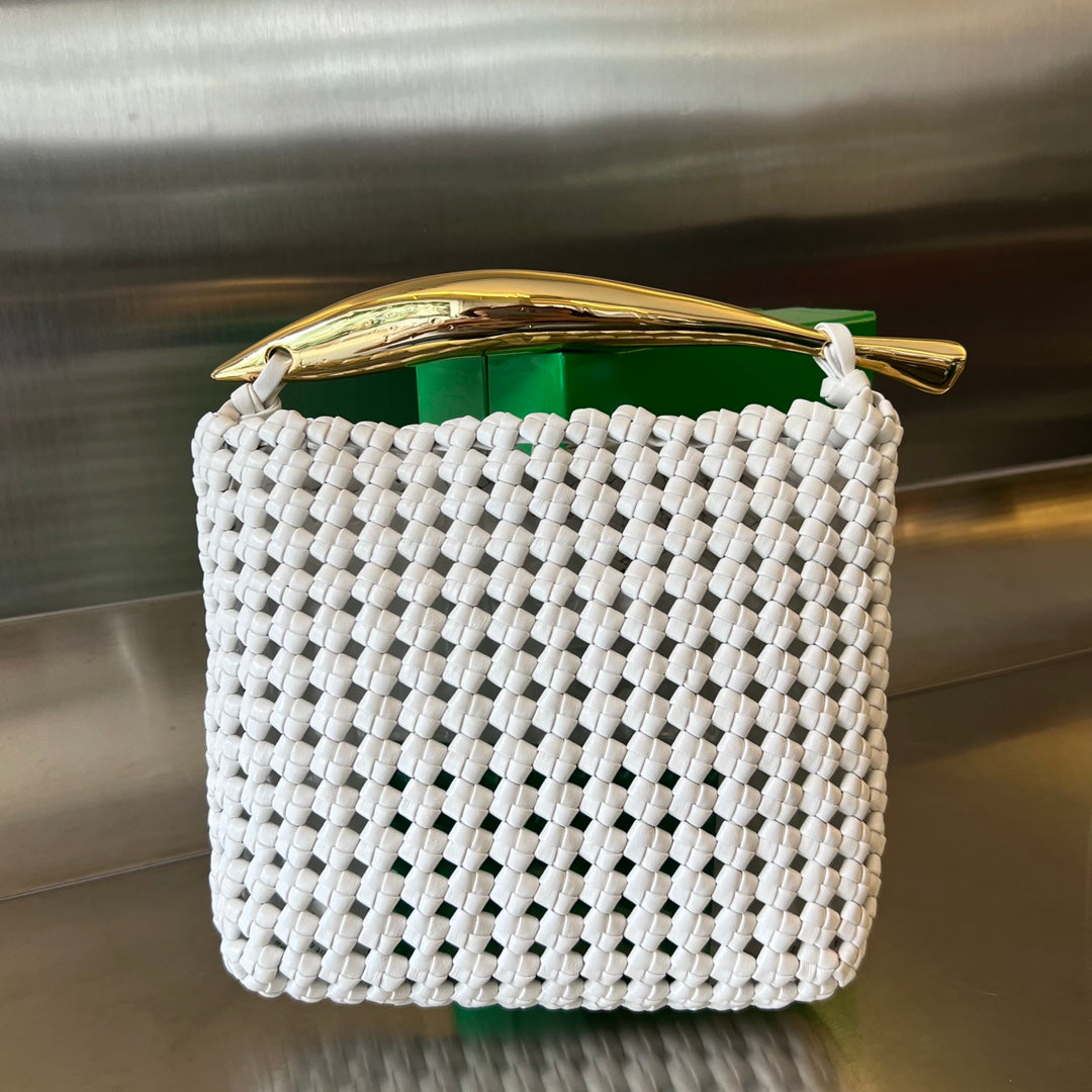 Luxury Bottega Veneta SARDINE 29 BAG IN WHITE LAMBSKIN