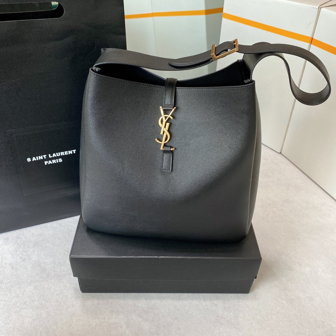 Luxury Saint Laurent le 5a7 large 30cm black calfskin
