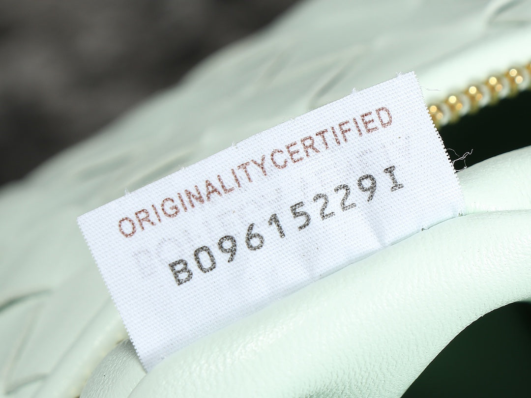 Luxury Bottega Veneta bv teen jodie 36cm light cloud blue lambskin