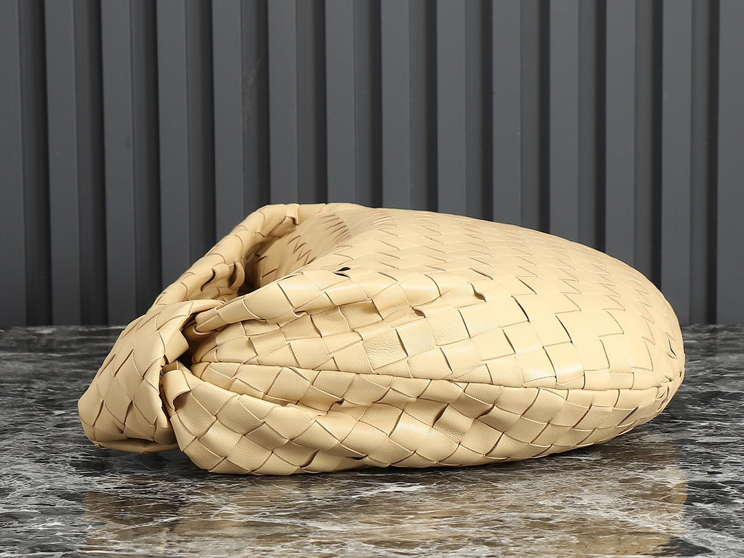 Luxury Bottega Veneta bv teen jodie 36cm beige lambskin