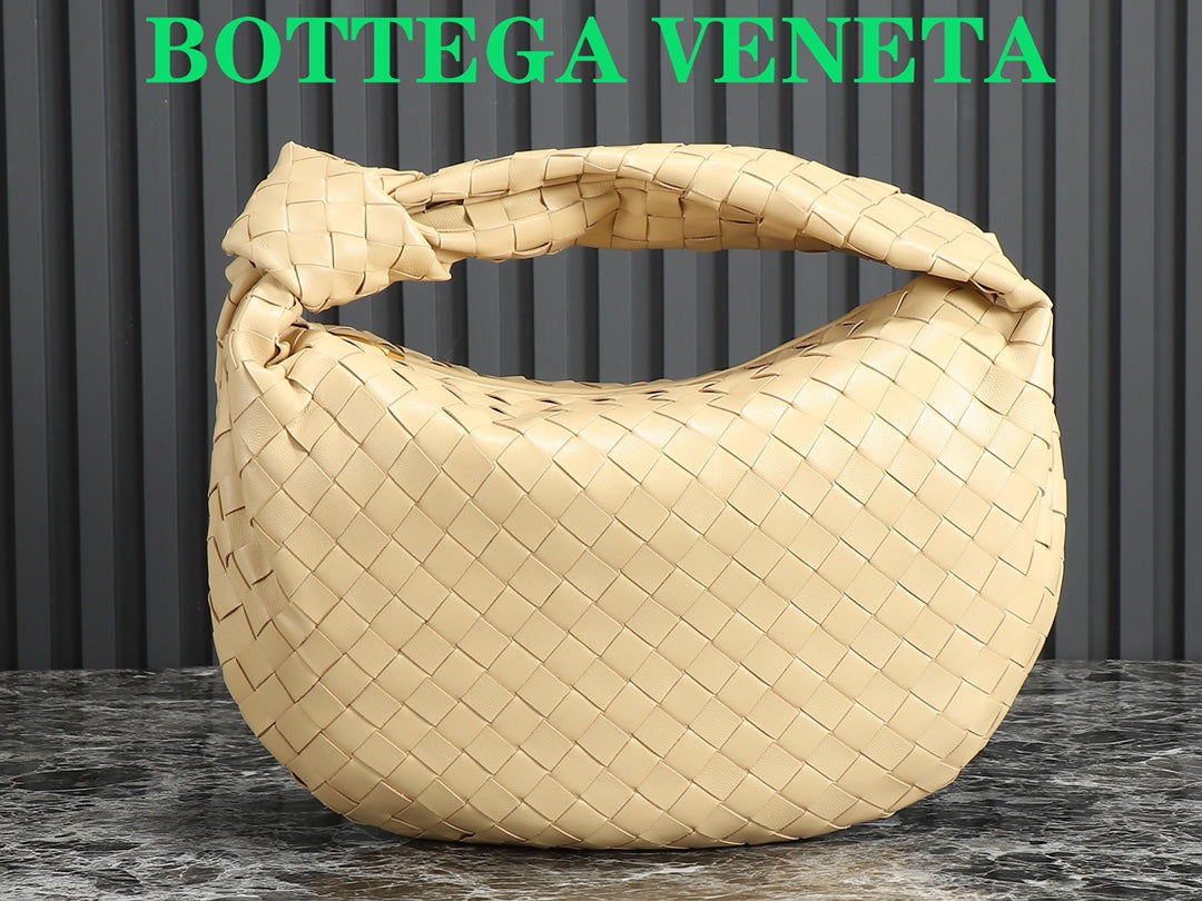 Luxury Bottega Veneta bv teen jodie 36cm beige lambskin