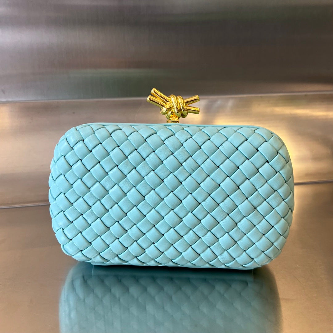 Luxury Bottega Veneta KNOT 20 IN BLUE PASTEL LAMBSKIN
