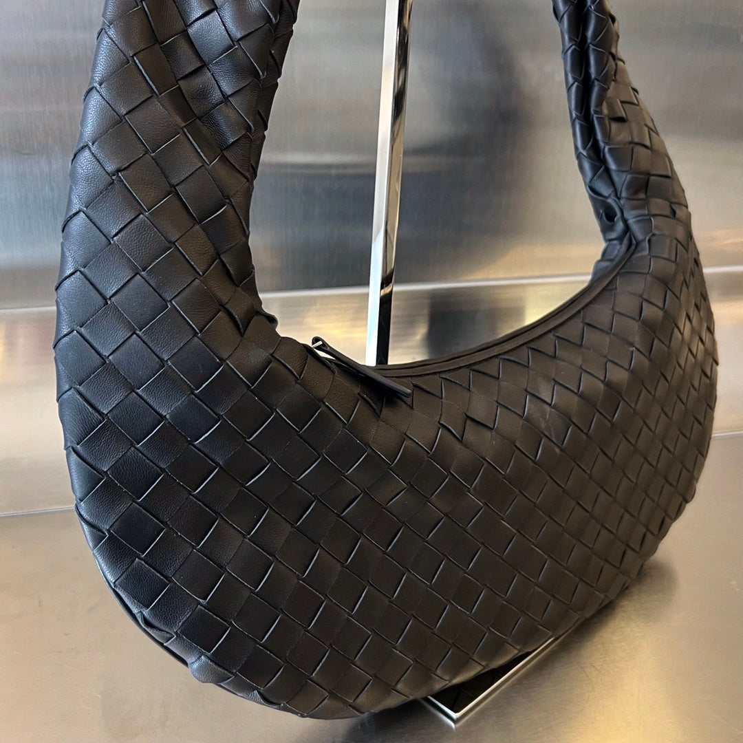 Luxury Bottega Veneta BUDDY 59 BAG IN BLACK CALFSKIN