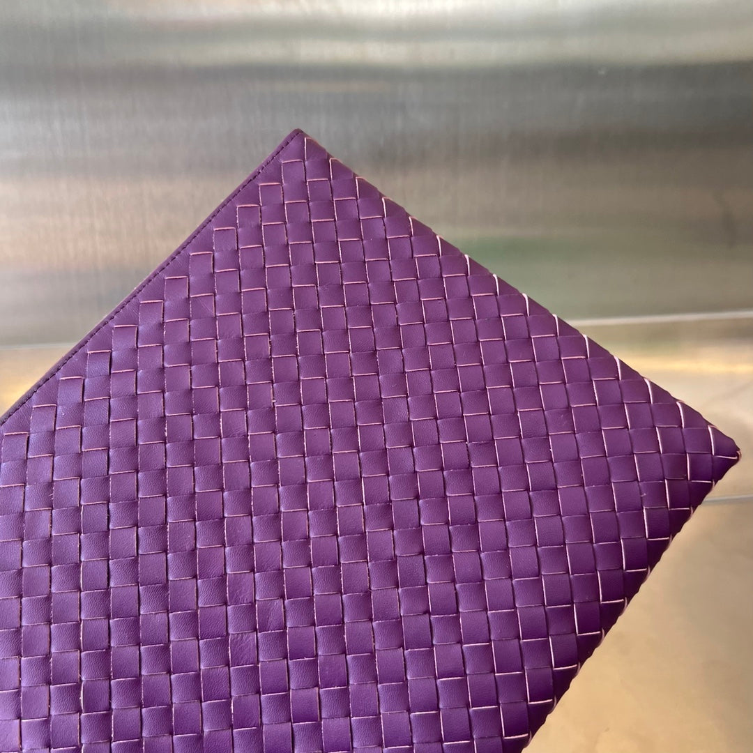 Luxury Bottega Veneta INTRECCIATO 30 IN PURPLE VIOLET LAMBSKIN