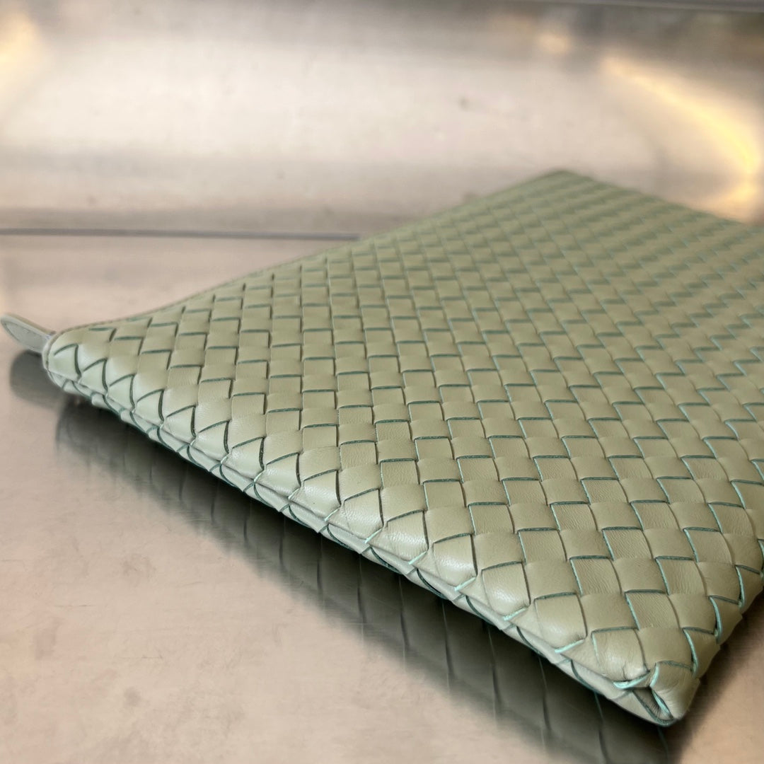 Luxury Bottega Veneta INTRECCIATO 30 IN LIGHT GREY LAMBSKIN