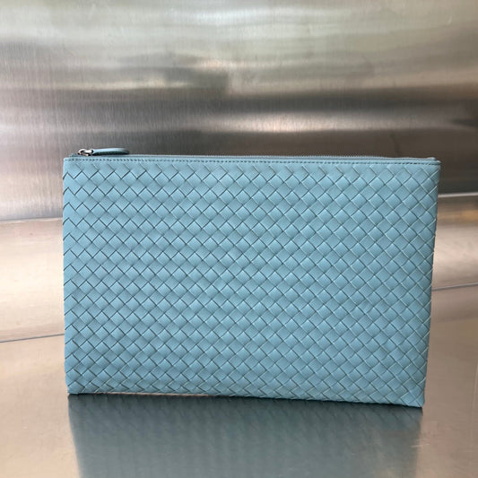 Luxury Bottega Veneta INTRECCIATO 30 IN SKY BLUE LAMBSKIN