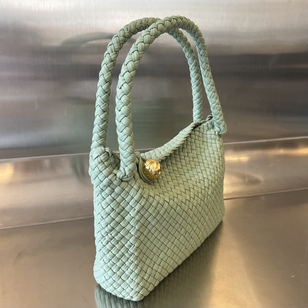 Luxury Bottega Veneta TOSCA 27 BAG IN CREAM GREY CALFSKIN