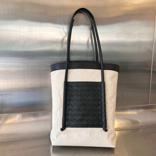 Luxury Bottega Veneta PORTELLO 41 TOTE IN BLACK CALFSKIN AND WHITE CANVAS