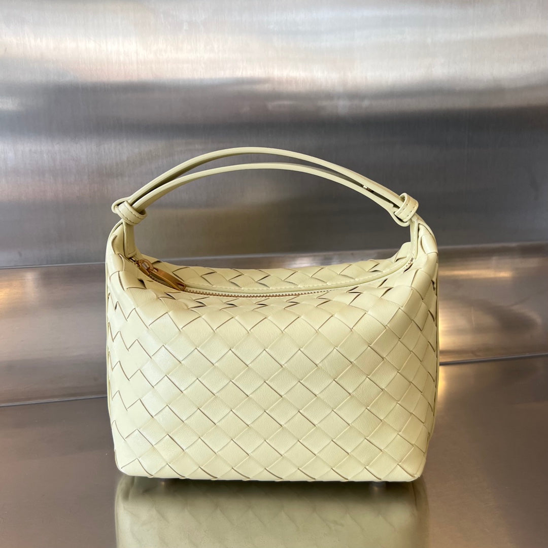 Luxury Bottega Veneta WALLACE 22 BAG IN YELLOW CREAM CALFSKIN