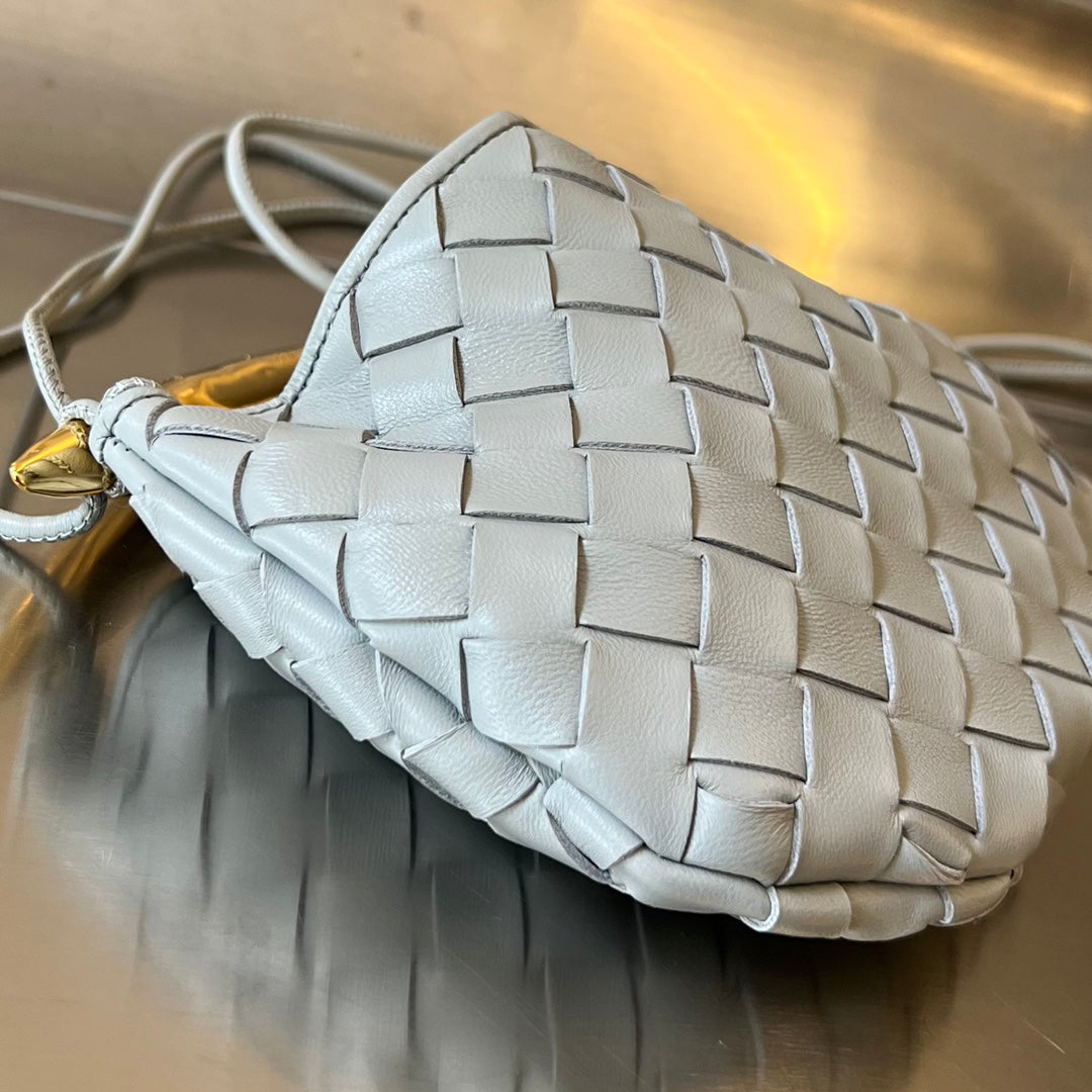 Luxury Bottega Veneta SARDINE 20 WITH CHAIN IN LIGHT GREY LAMBSKIN