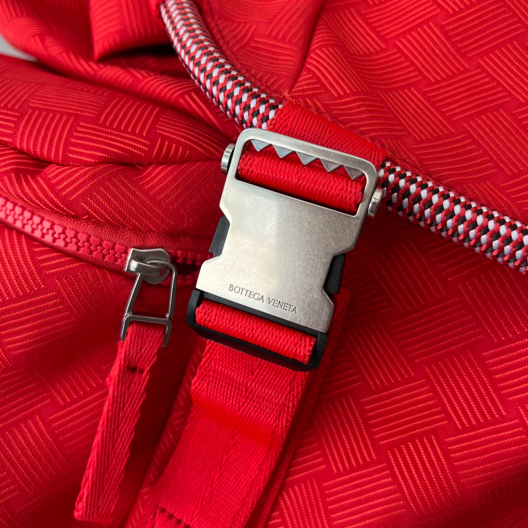 Luxury Bottega Veneta ALTO 42 BACKPACK IN CHERRY RED JACQUARD FABRIC