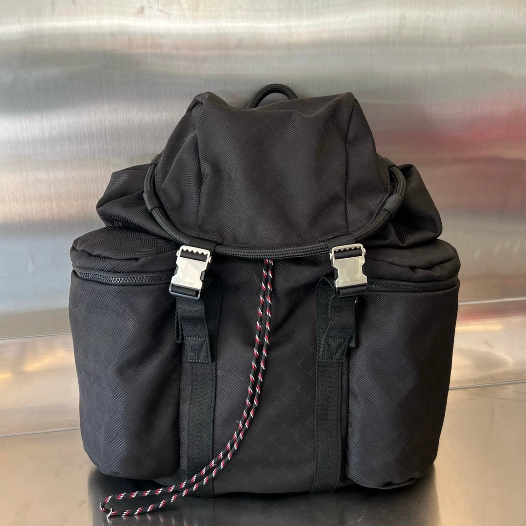 Luxury Bottega Veneta ALTO 42 BACKPACK IN BLACK FABRIC