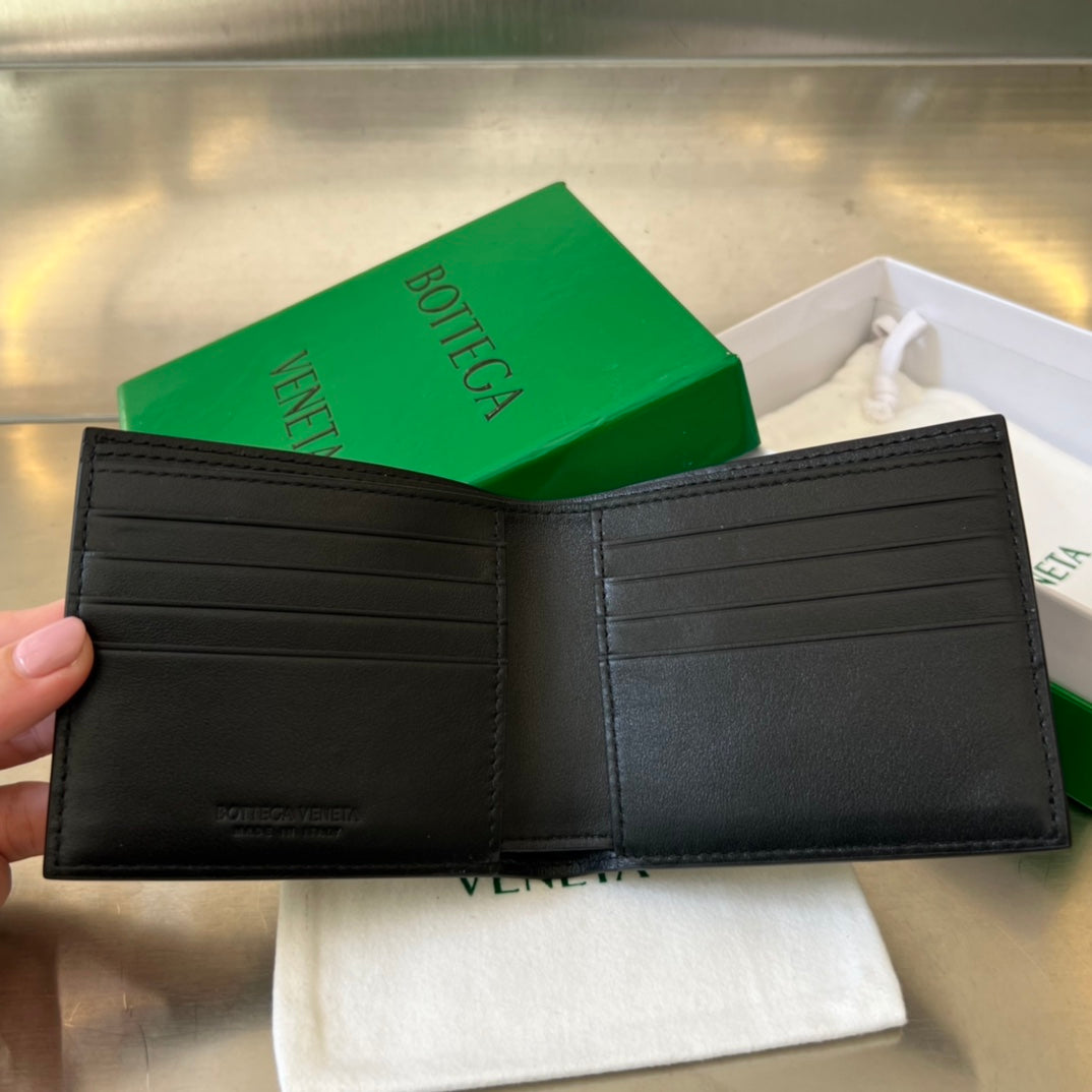 Luxury Bottega Veneta INTRECCIATO PICCOLO 11 BLACK CALFSKIN WALLET