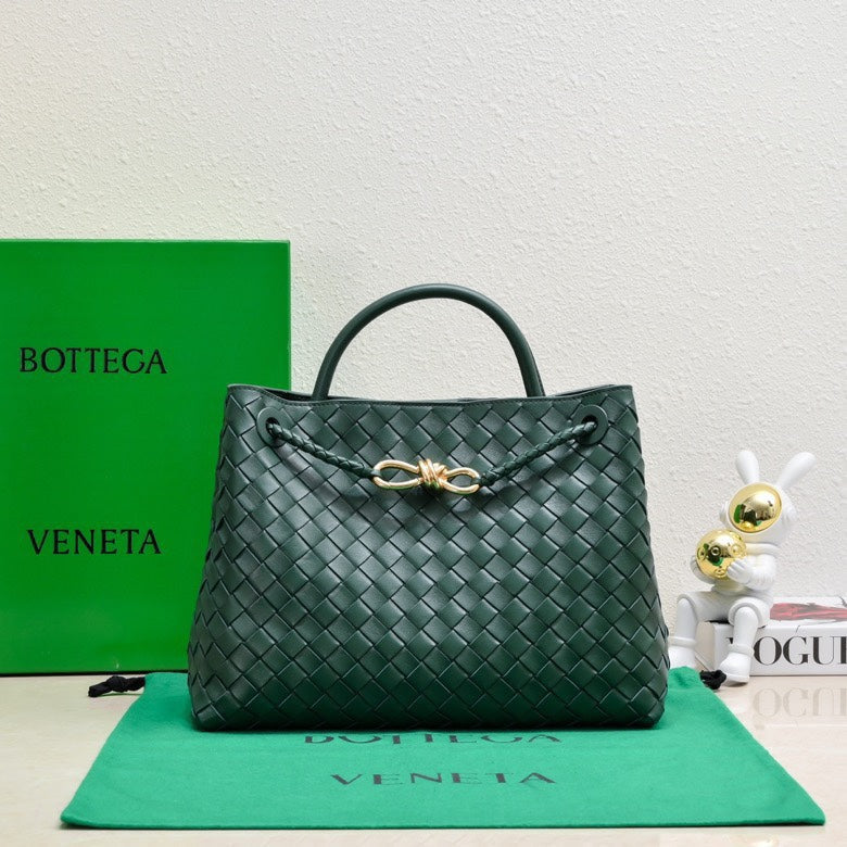 Luxury Bottega Veneta bv medium andiamo 32 dark green lambskin