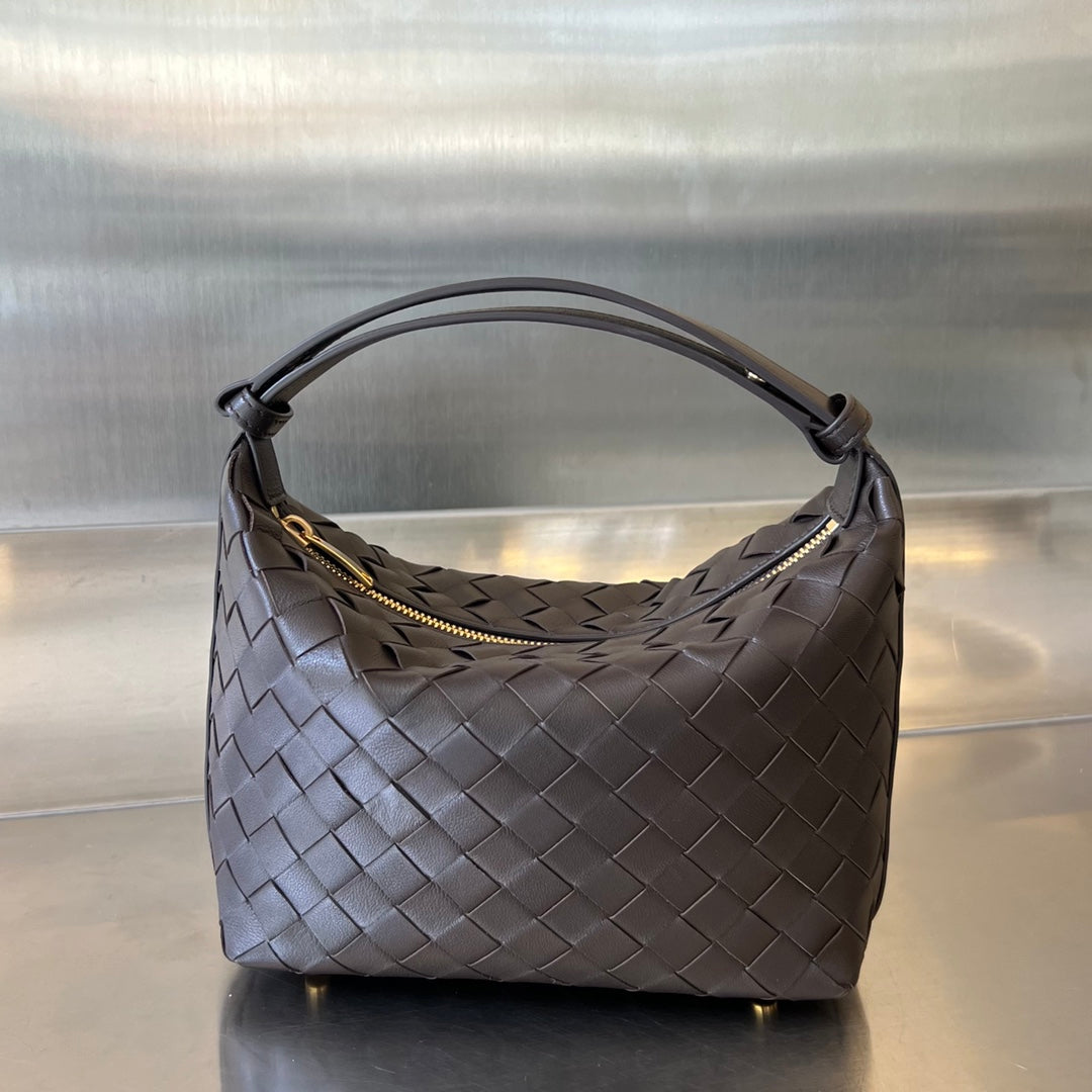 Luxury Bottega Veneta WALLACE 22 BAG IN FONDANT CALFSKIN