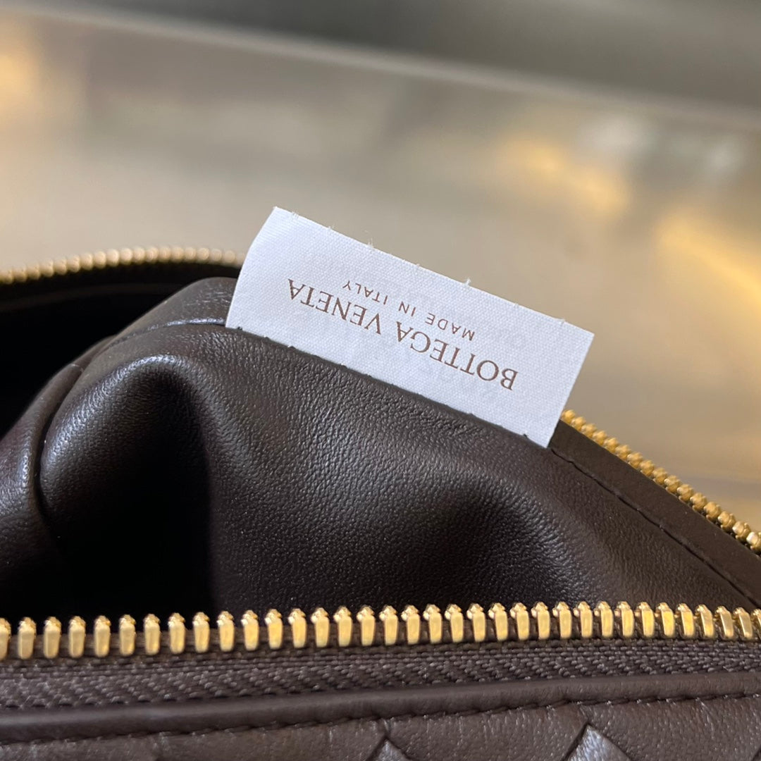 Luxury Bottega Veneta WALLACE 22 BAG IN FONDANT CALFSKIN