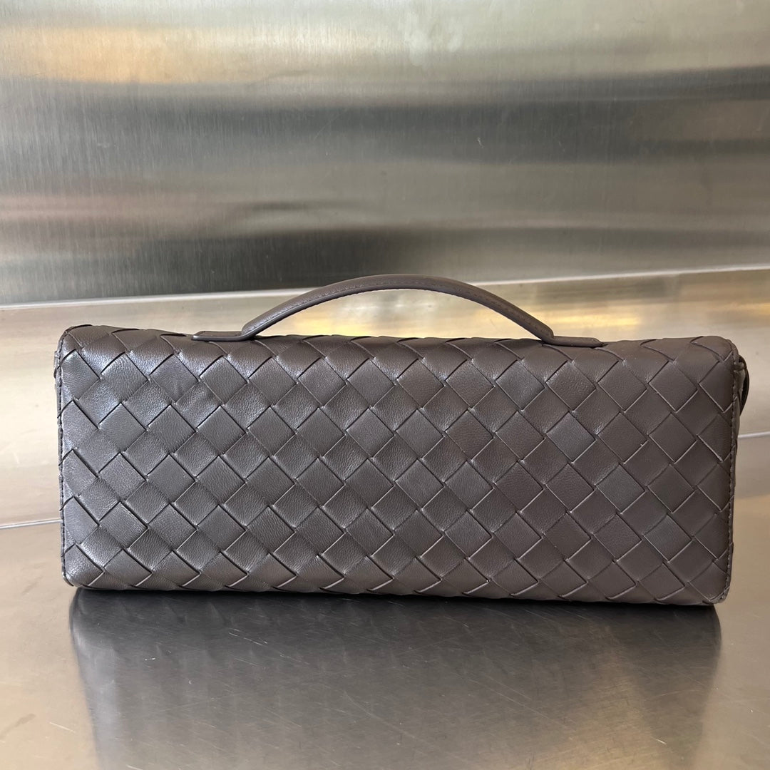 Luxury Bottega Veneta BV Long Clutch Andiamo With Handle 31cm Chocolate Calfskin Ghw