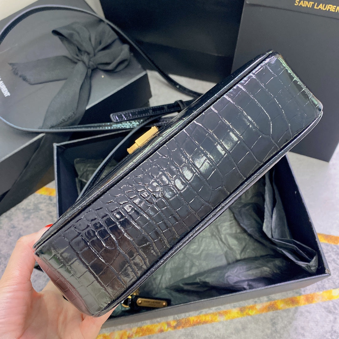 Luxury Saint Laurent LOU CAMERA BAG 23 IN BLACK CROCODILE PATTERN CALFSKIN GOLD LOGO