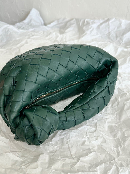 Luxury Bottega Veneta mini jodie 28 sherpa blue lambskin