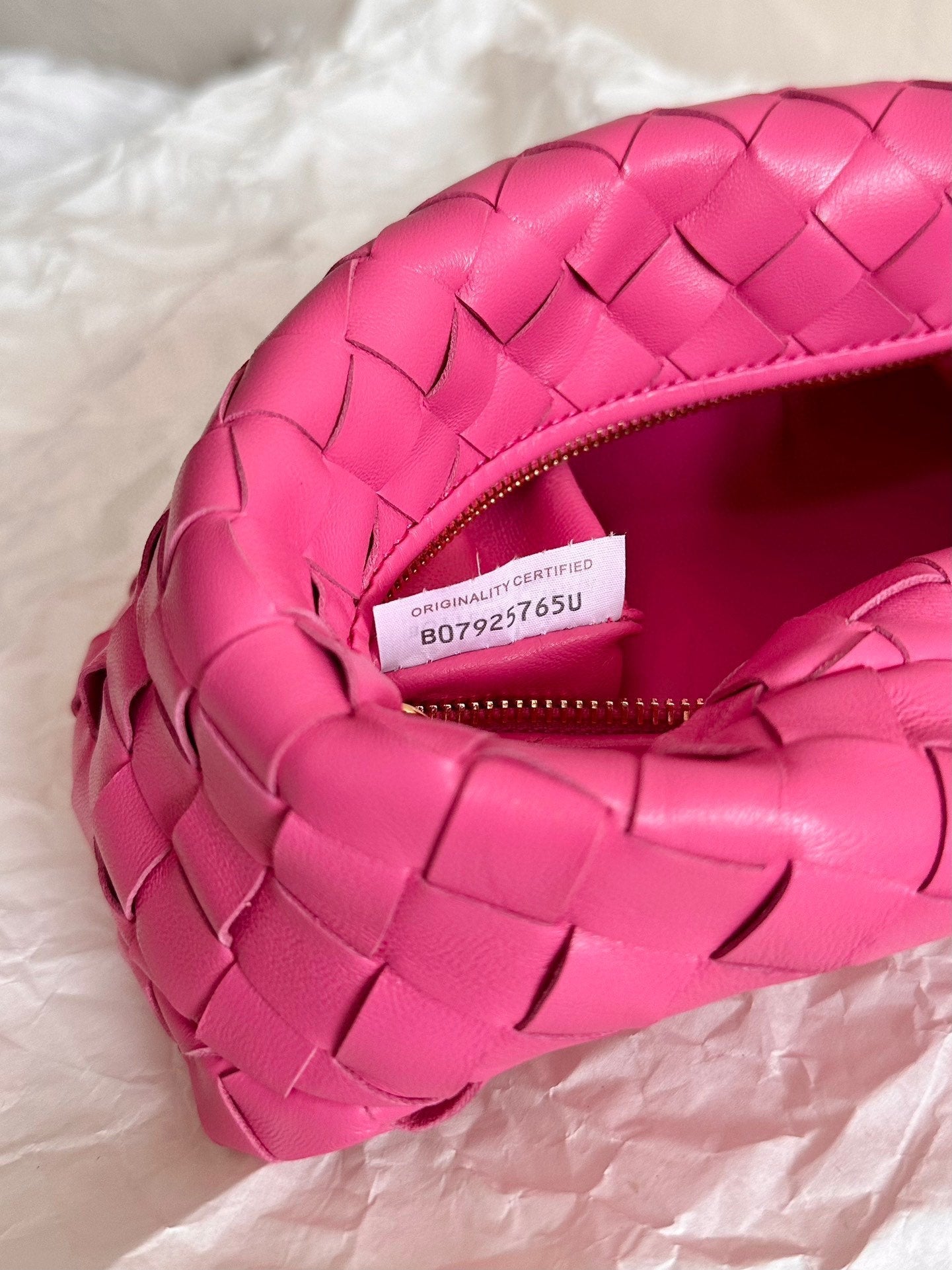Luxury Bottega Veneta mini jodie 28 dark pink lambskin