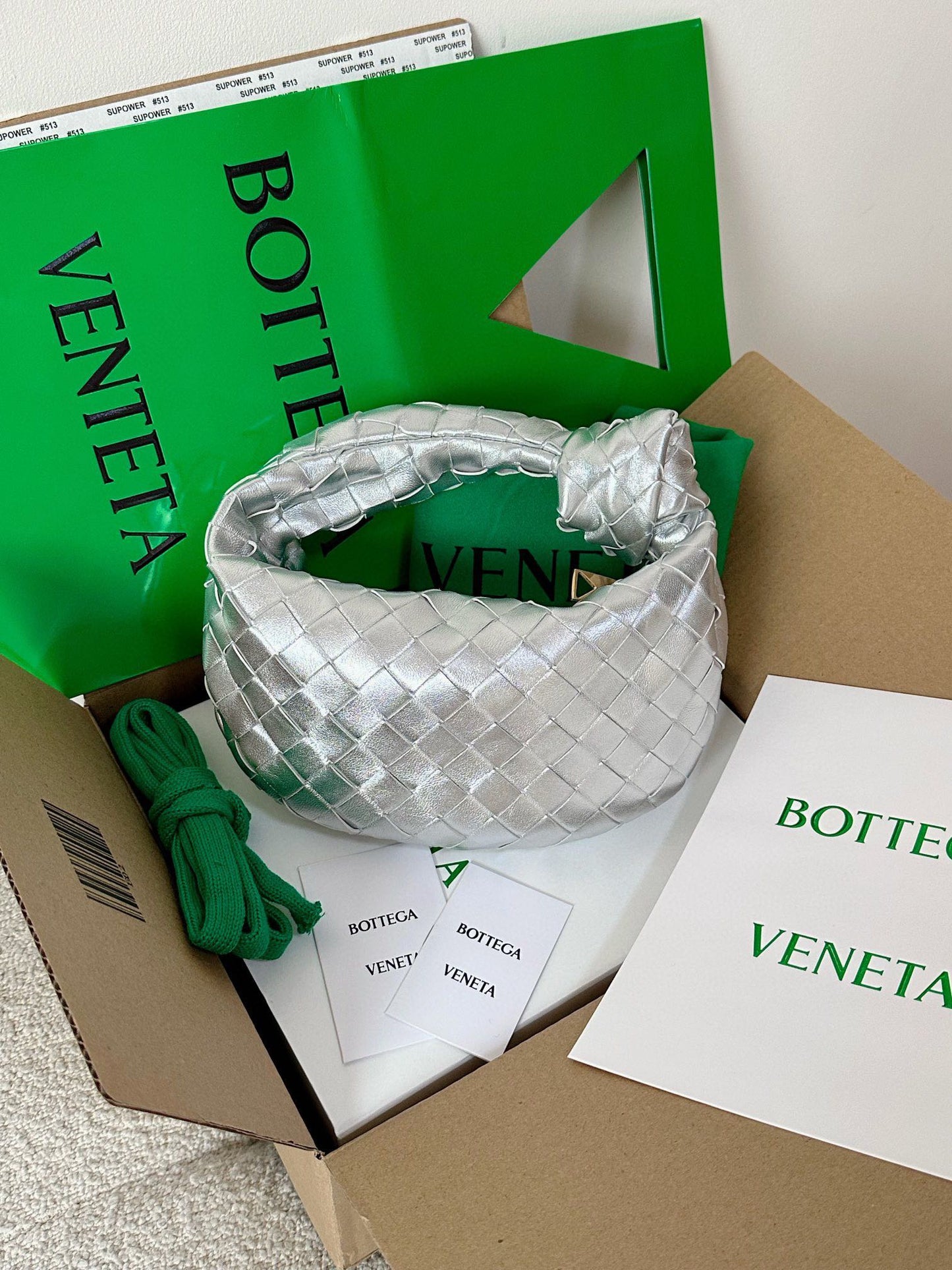 Luxury Bottega Veneta mini jodie 28 silver metalic lambskin