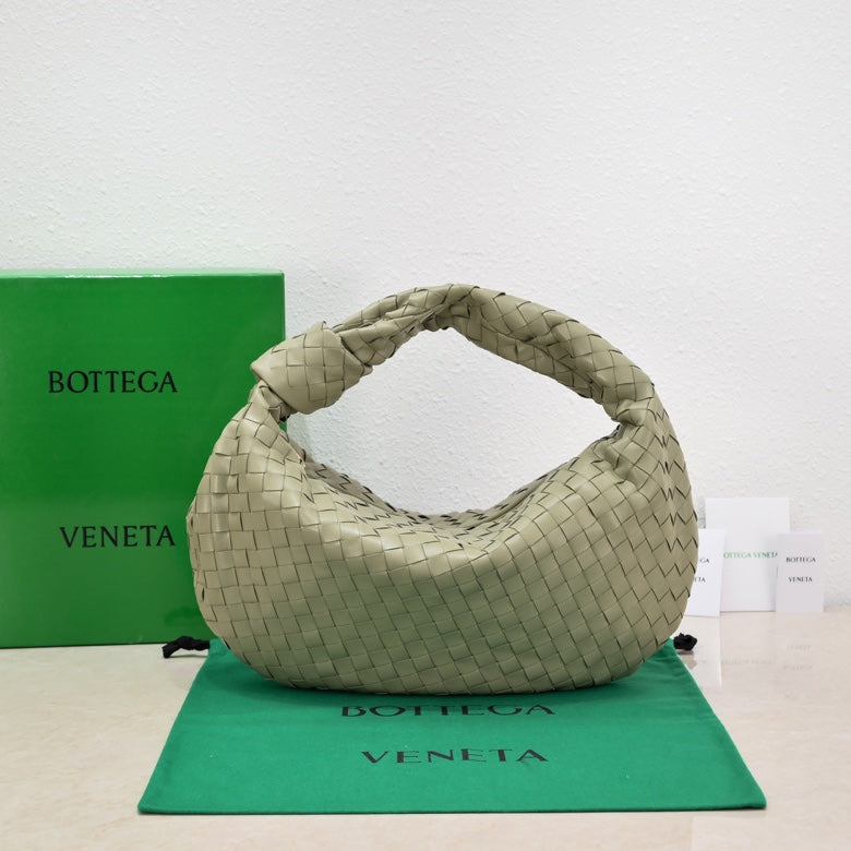 Luxury Bottega Veneta small jodie 48 light green lambskin
