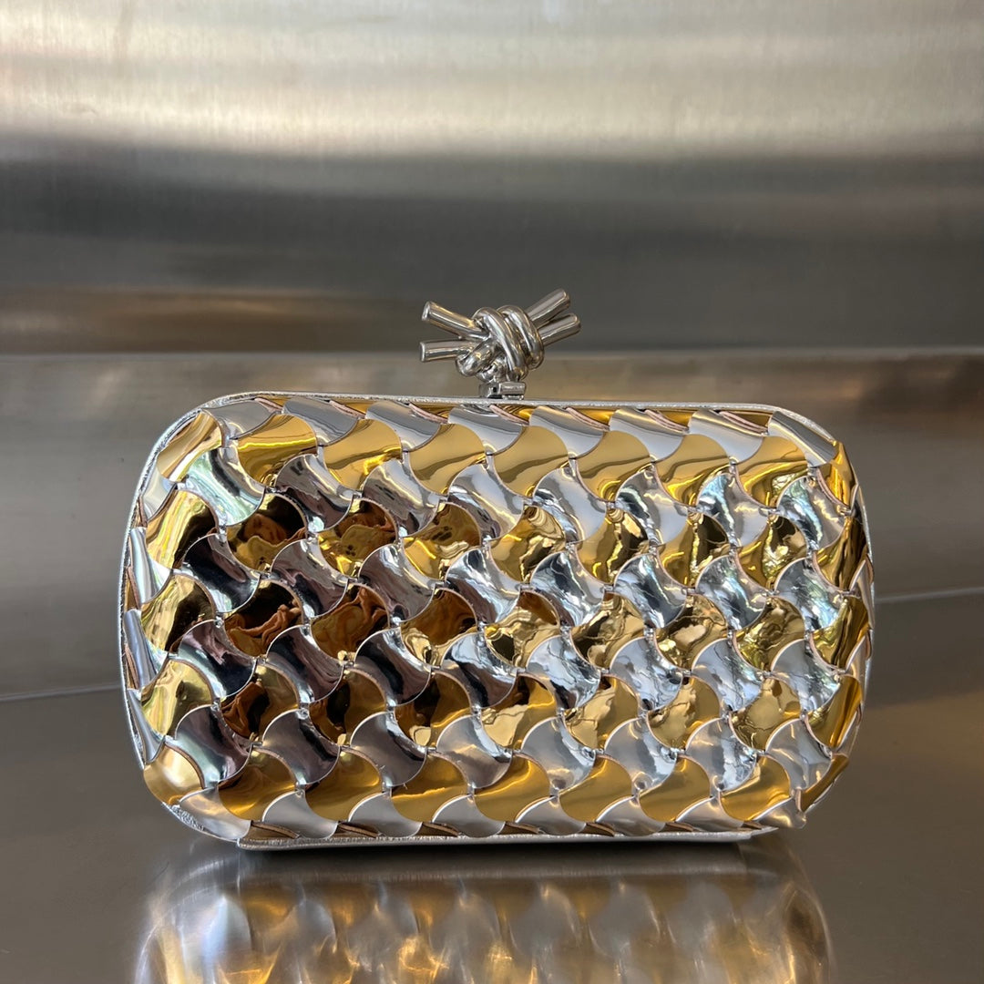 Luxury Bottega Veneta CLASSIC KNOT 19 IN GOLDEN MIX SILVER LAMBSKIN