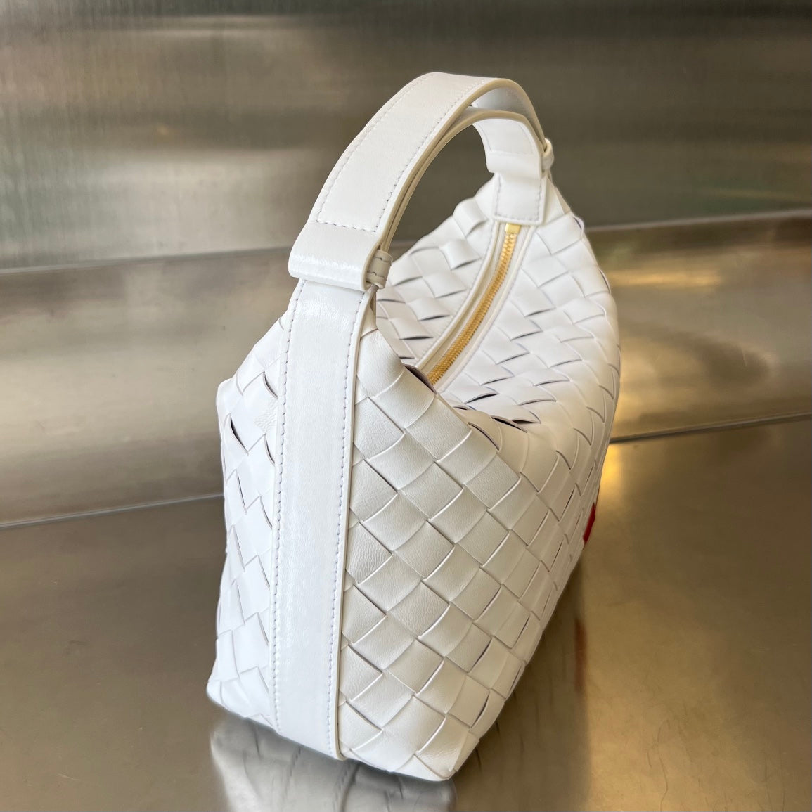 Luxury Bottega Veneta WALLACE 22 BAG IN WHITE MIX RED CALFSKIN