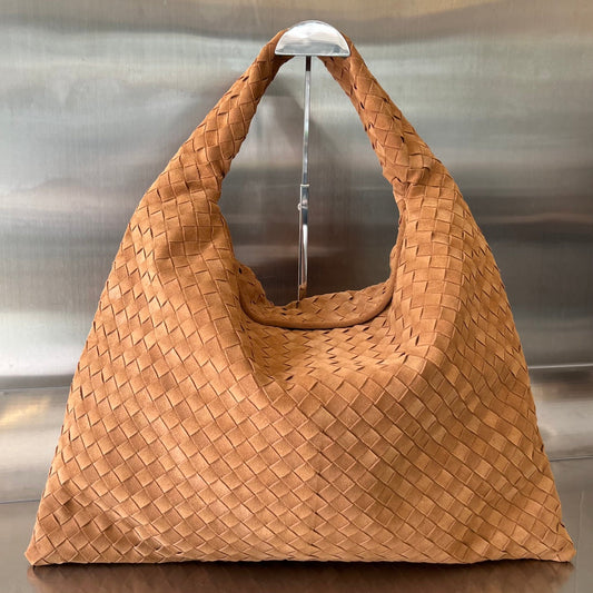 Luxury Bottega Veneta LARGE HOP 54 IN RUSSET BROWN LAMBSKIN
