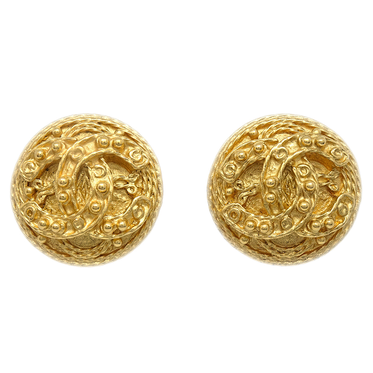 Luxury Chanel 1994 Gold 'CC' Filigree Earrings