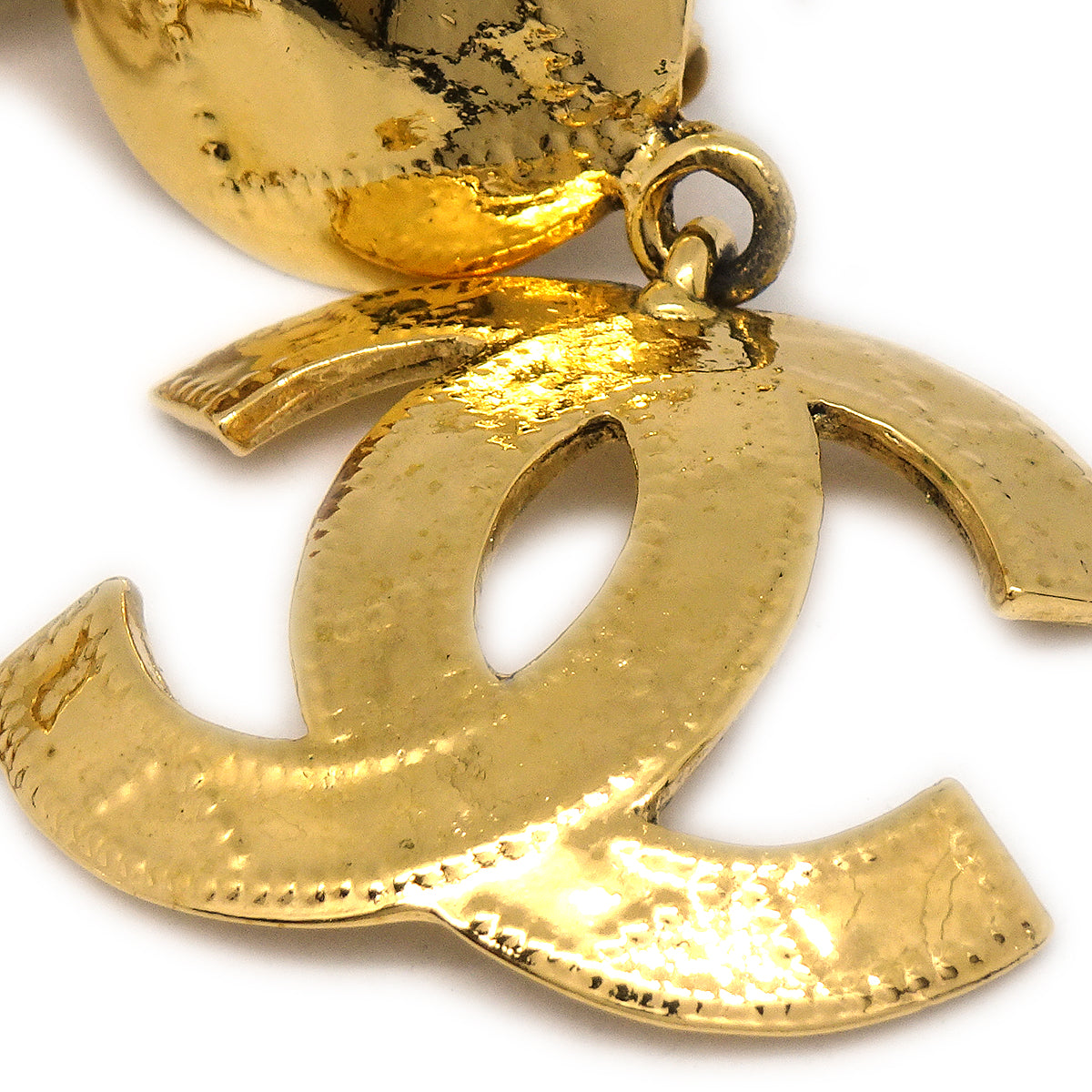 Luxury Chanel 1994 Quilted CC Dangle Earrings Clip-On Gold Small