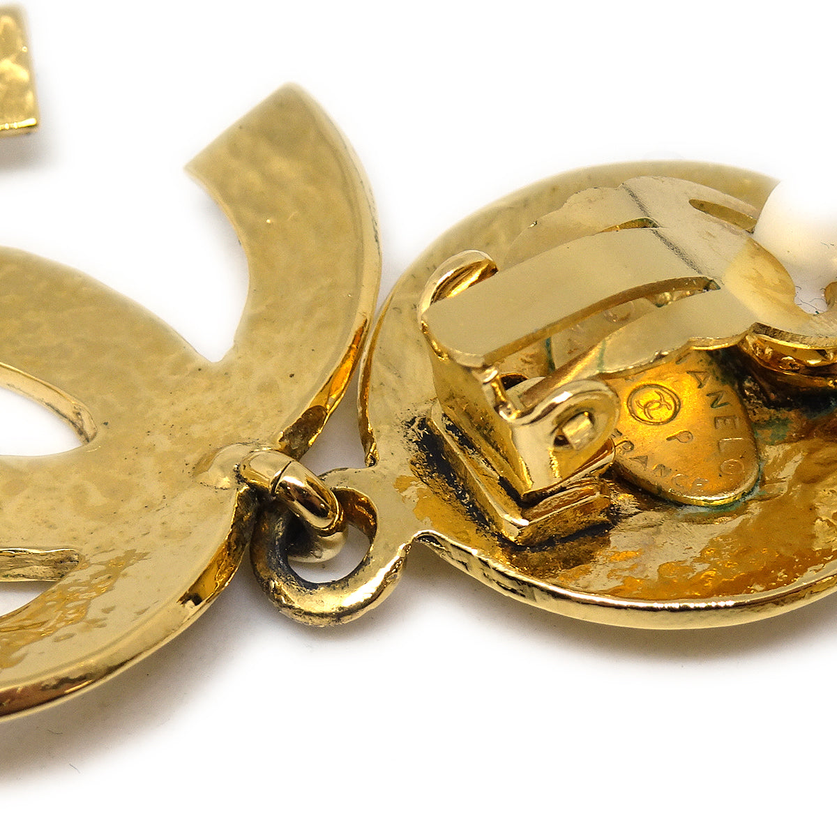 Luxury Chanel 1994 Quilted CC Dangle Earrings Clip-On Gold Small