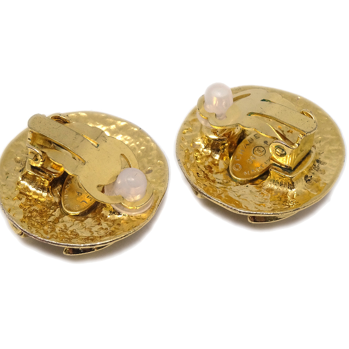 Luxury Chanel 1994 Gold Quilted 'CC' Round Earrings Large