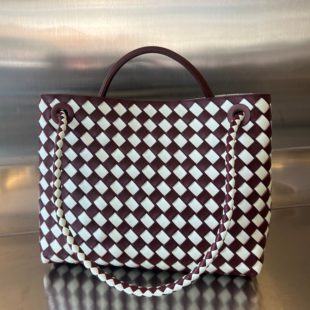Luxury Bottega Veneta MEDIUM ANDIAMO 32 IN RED WHITE CALFSKIN