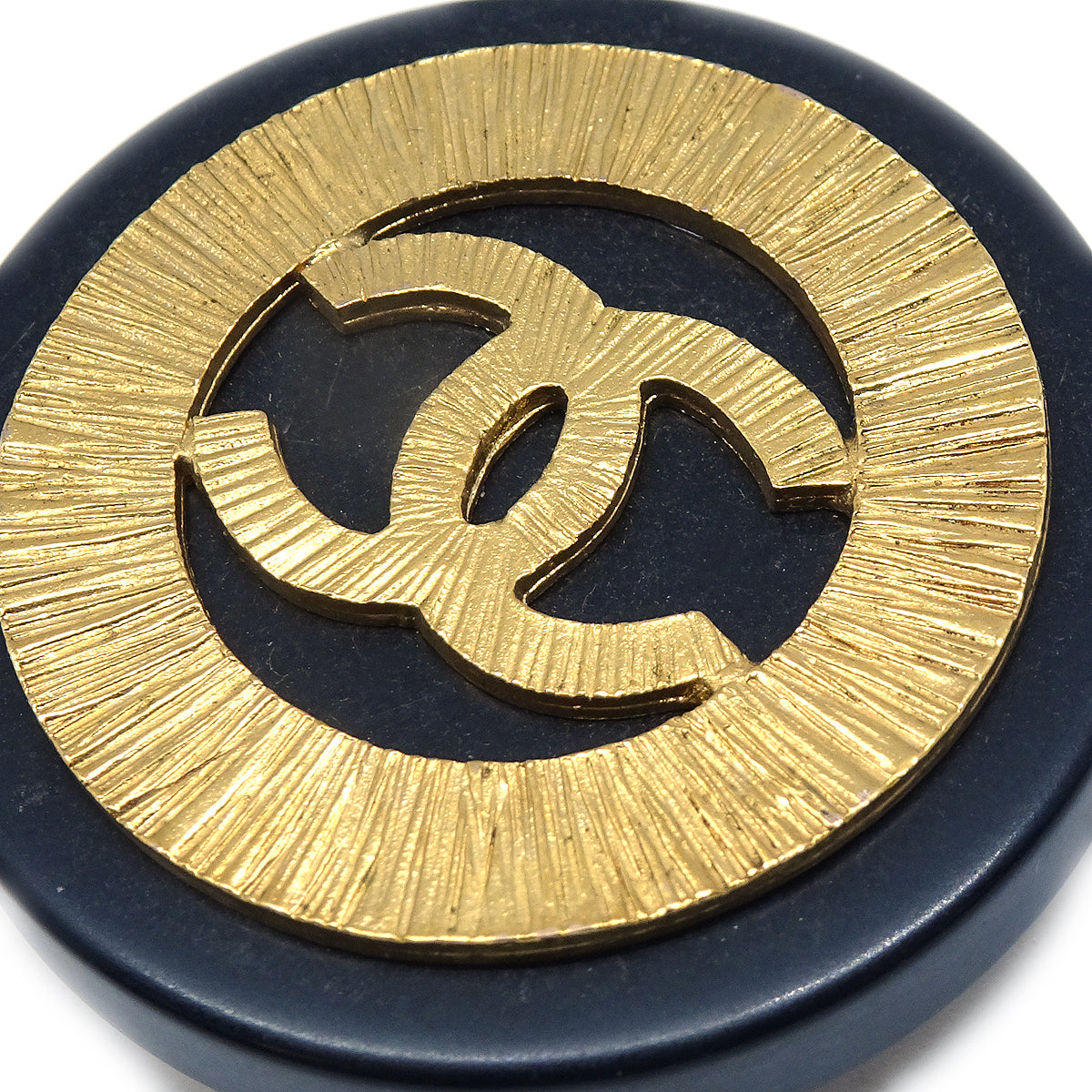 Luxury Chanel 1993 Black & Gold Earrings
