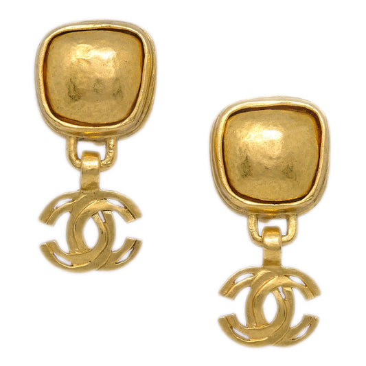 Luxury Chanel Dangle Earrings Clip-On Gold 97A
