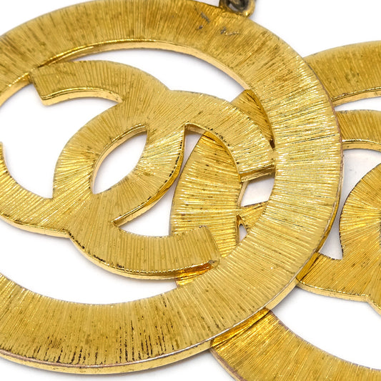 Luxury Chanel Hoop Dangle Earrings Clip-On Gold 93P