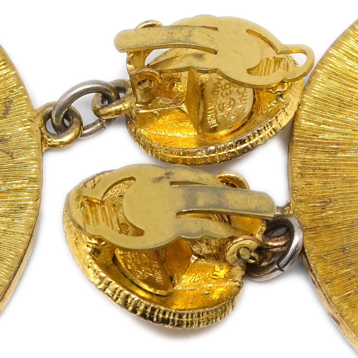 Luxury Chanel Hoop Dangle Earrings Clip-On Gold 93P
