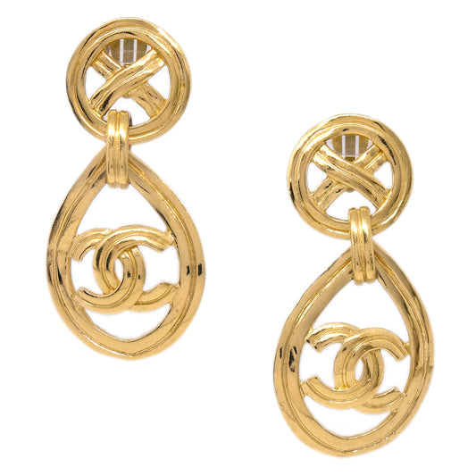 Luxury Chanel Dangle Hoop Earrings Clip-On Gold 96P