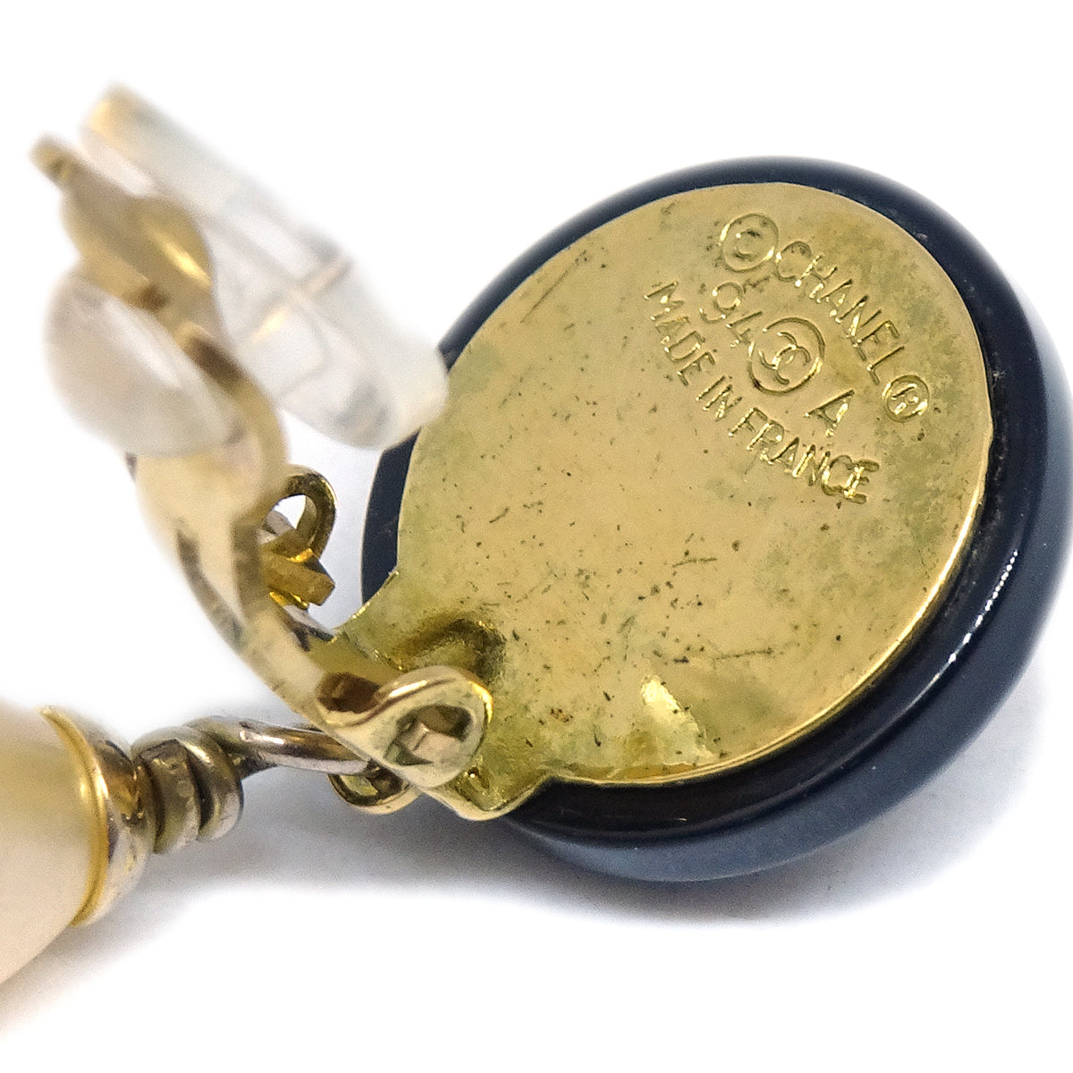 Luxury Chanel Artificial Pearl Dangle Earrings Clip-On Gold 94A